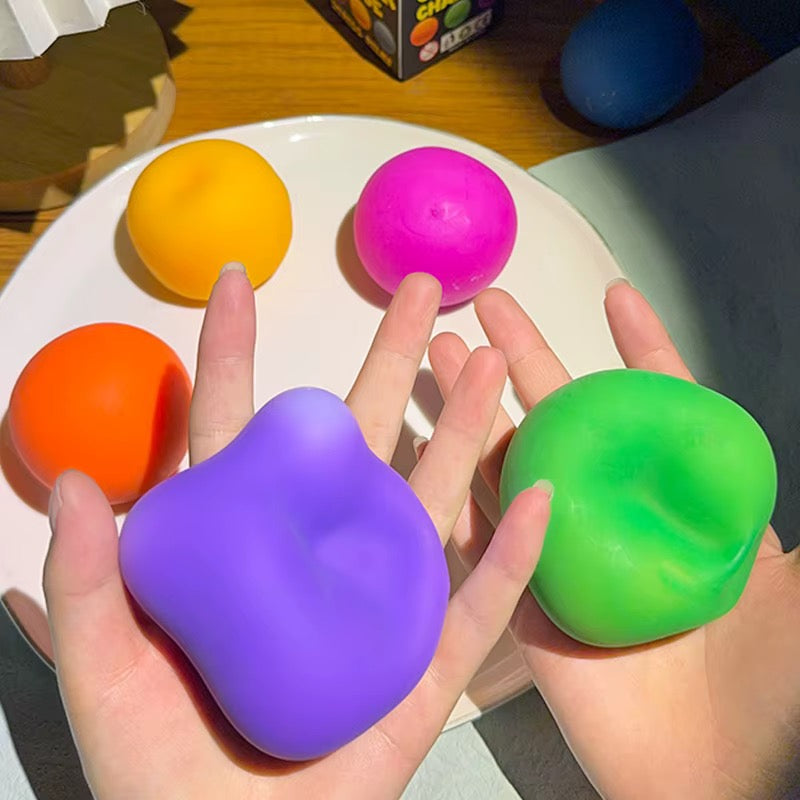 Color changing ball